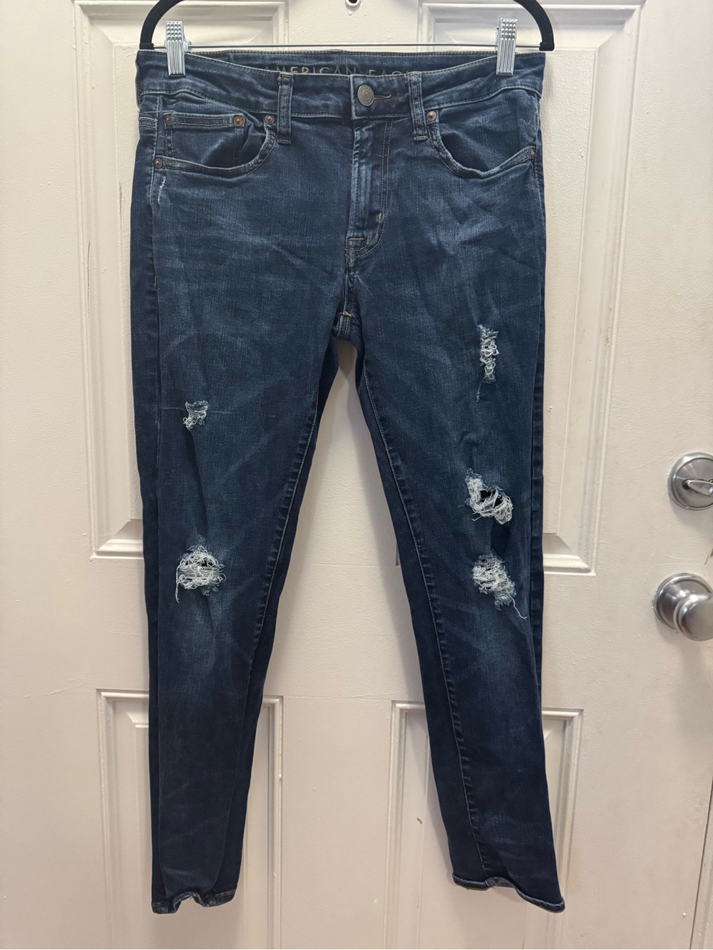 American Eagle Outfitters Dark Blue Distressed Skinny Jeans 0100